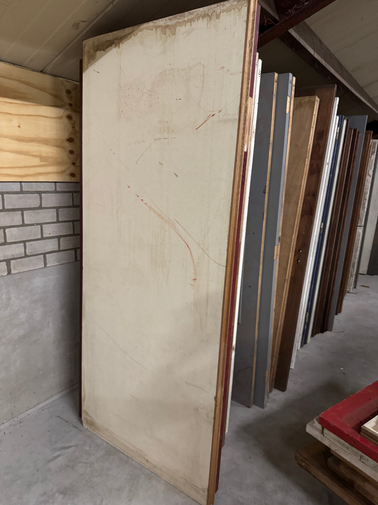 Voordeur | 2115 x 925 x 38 | Rechts | 82