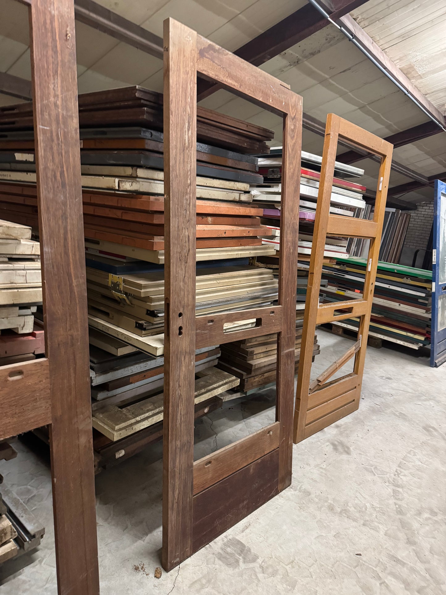 Voordeur | 2110 x 925 x 38 | Rechts | 152